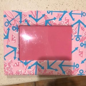 Lilly Pulitzer Delta Gamma Picture Frame circa 2009
